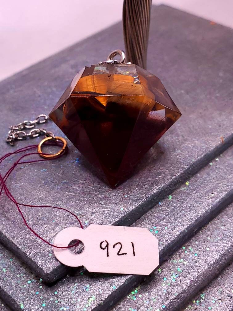 Tigers Eye Deep Red & Clear Pendulum